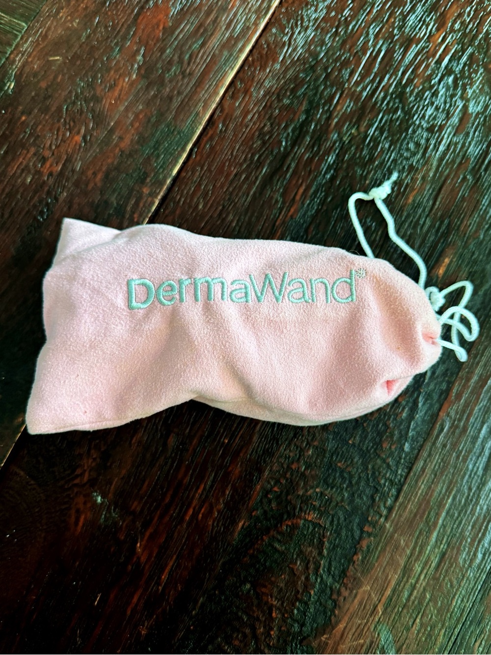 DERMAWAND🩷 - Picture 4 of 7
